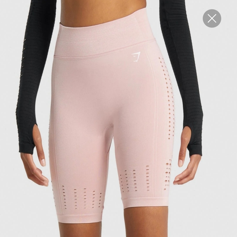 NEW GYMSHARK Glow Seamless Shorts - Light Pink